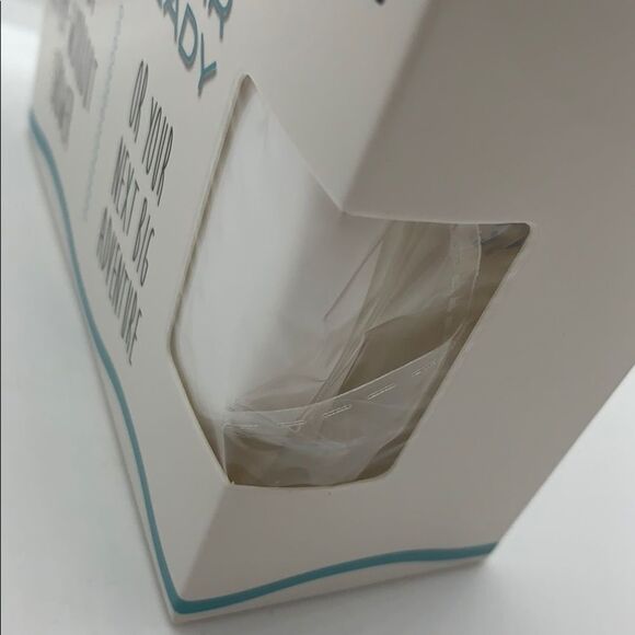 NIB Truly Clear Confidence Case for Bar Soap - Picture 5 of 5